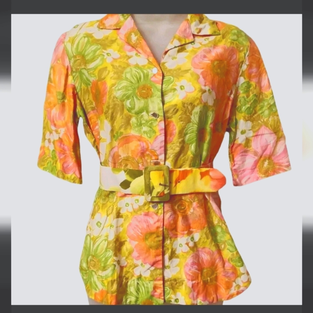 SOLD Vintage Psychedelic 1960s Mod Floral Shirt Button Up Blouse with Belt SZ M